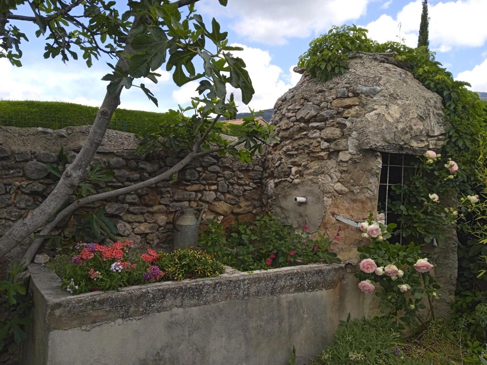 Le Mas Des Baux Bedoin Exterior photo